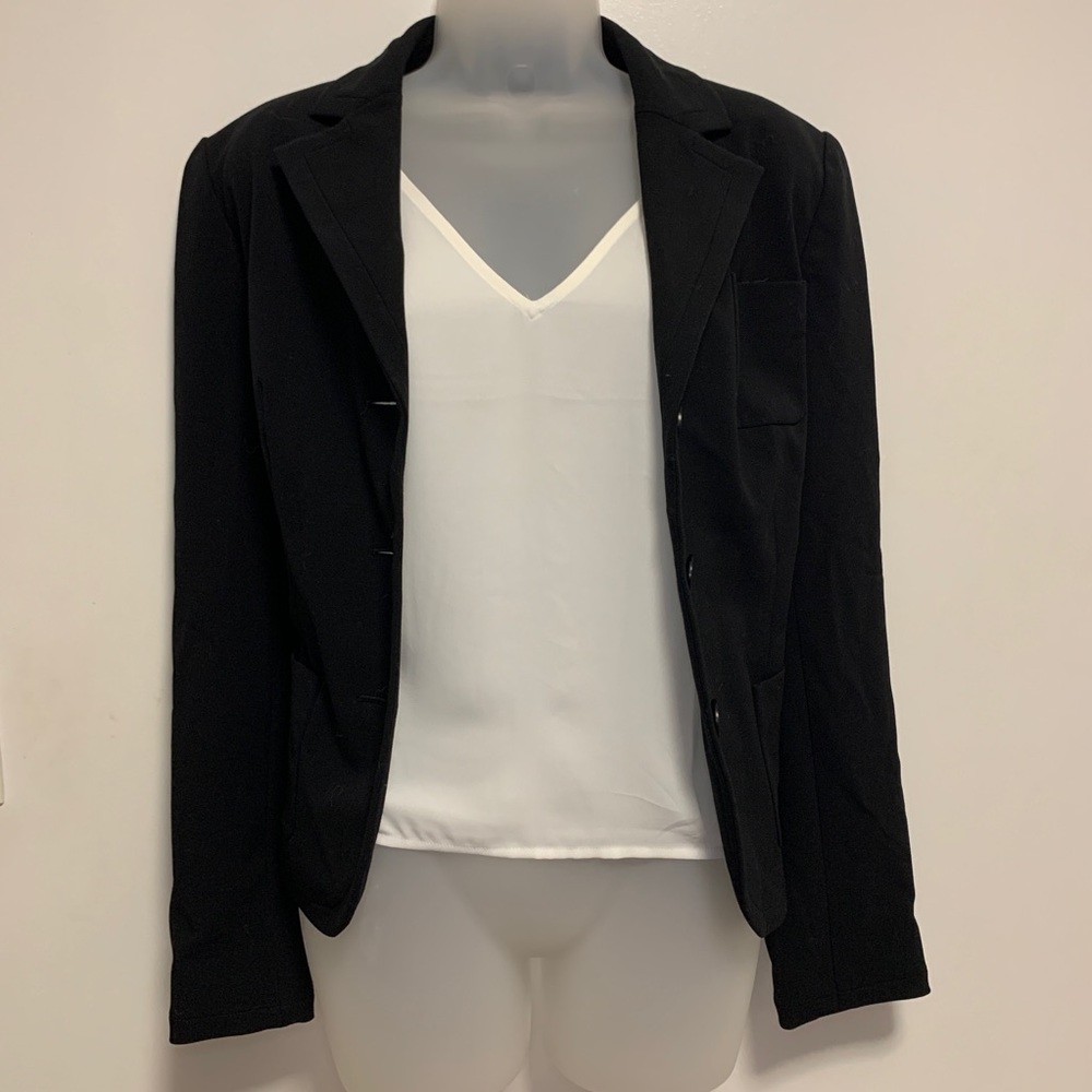 Black Lapel Neck Blazer - Picture 2 of 3